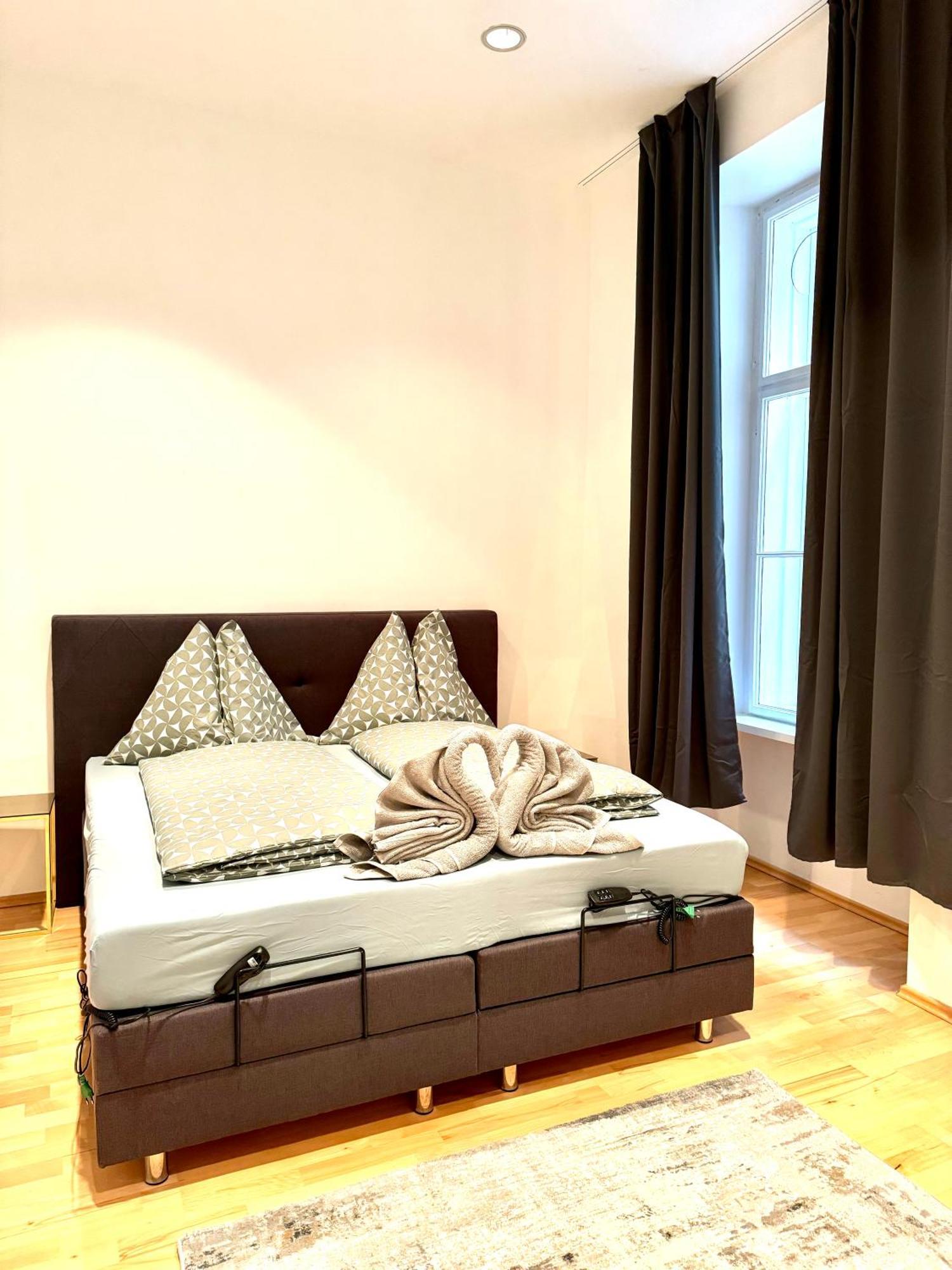 Opera Vienna Apartment 145 M2 Esterno foto