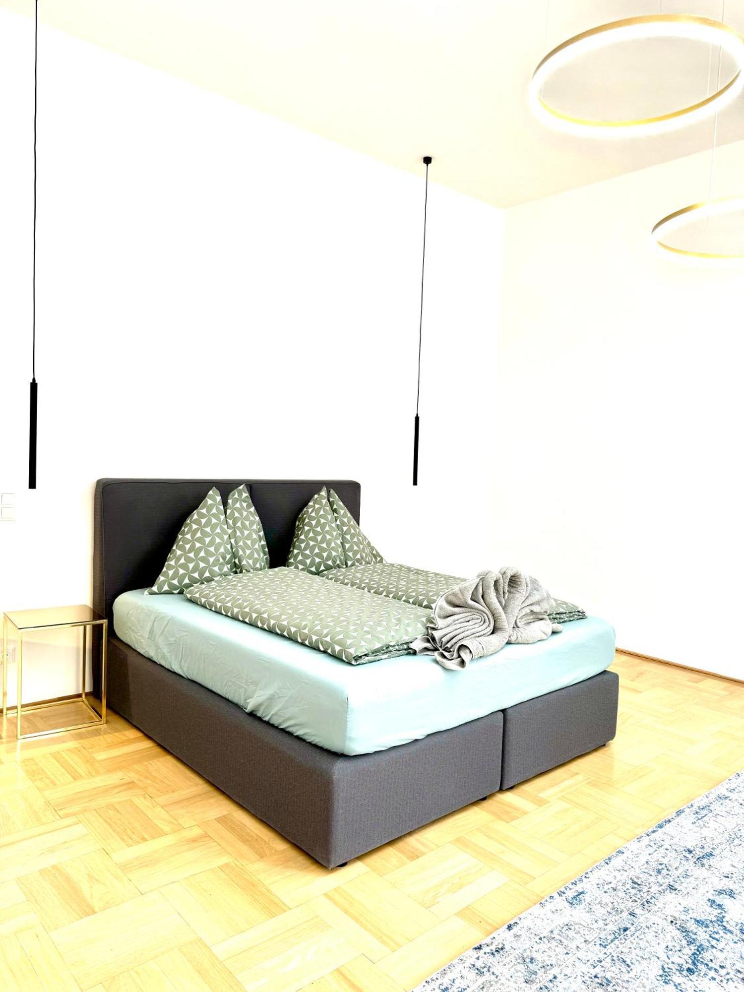 Opera Vienna Apartment 145 M2 Esterno foto