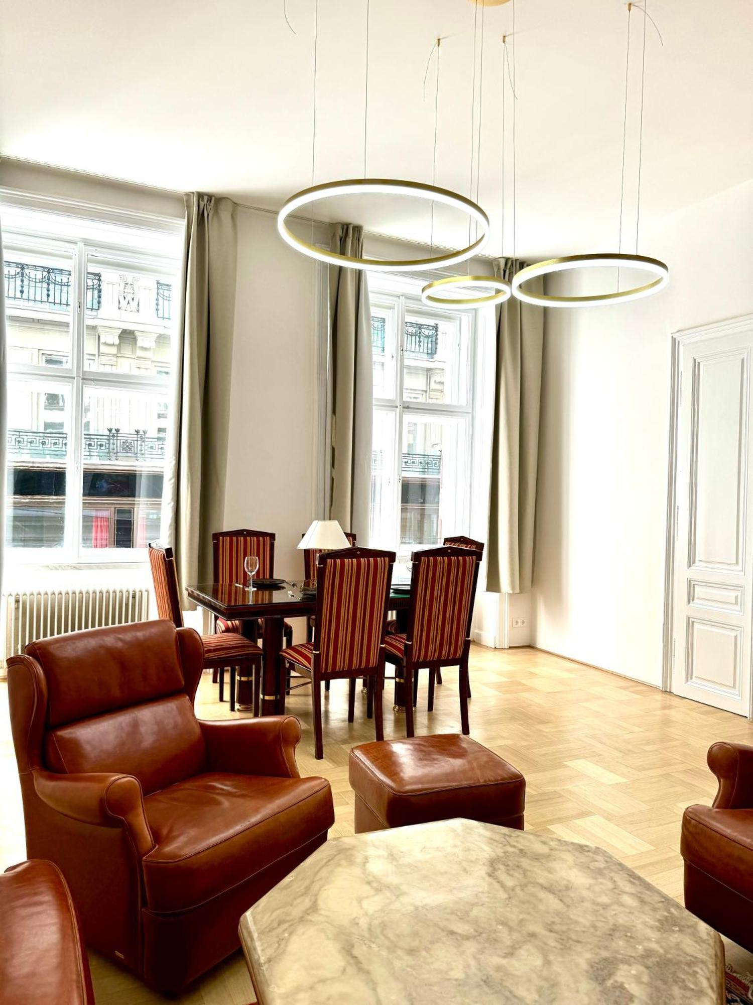 Opera Vienna Apartment 145 M2 Esterno foto