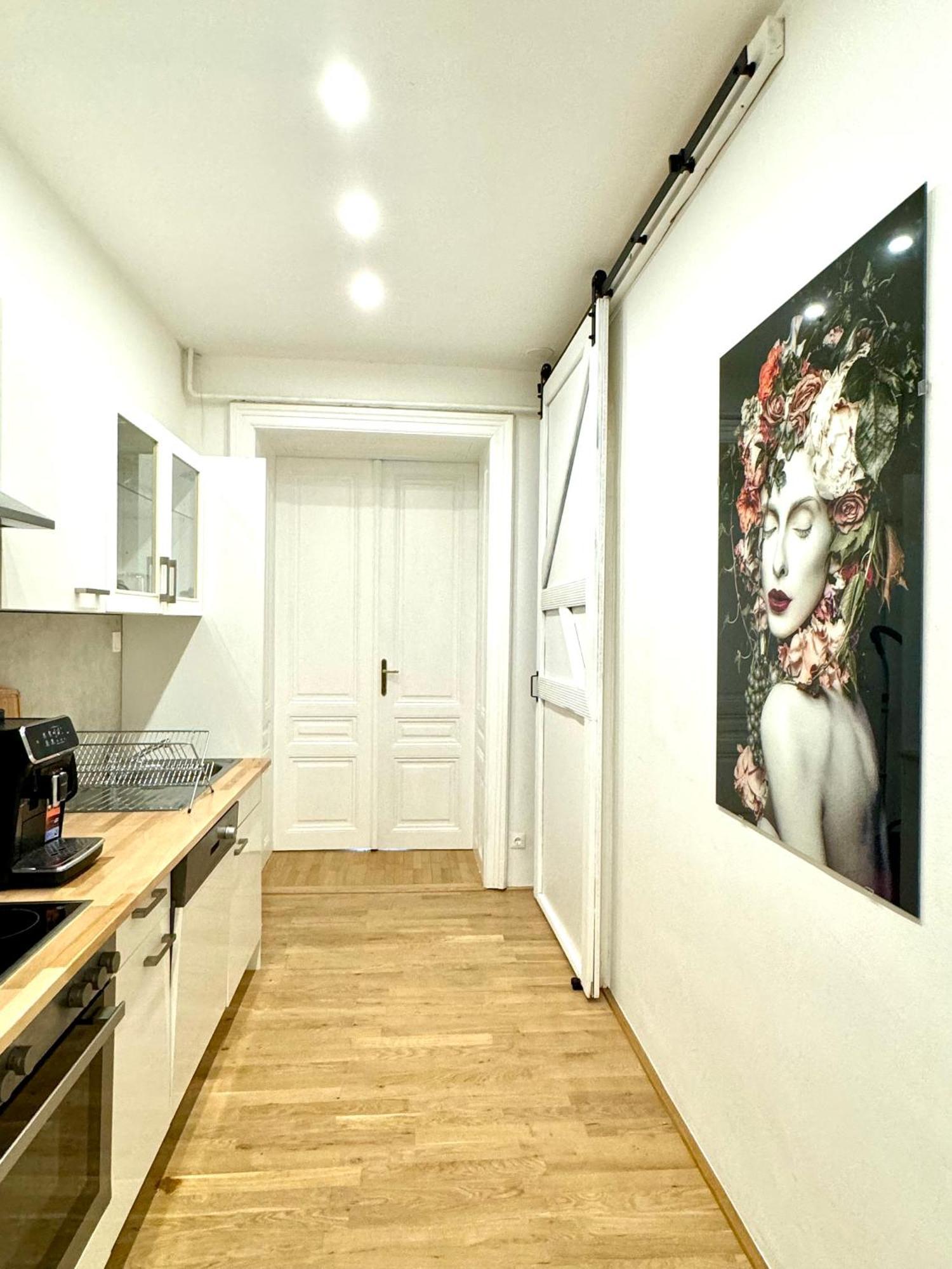 Opera Vienna Apartment 145 M2 Esterno foto