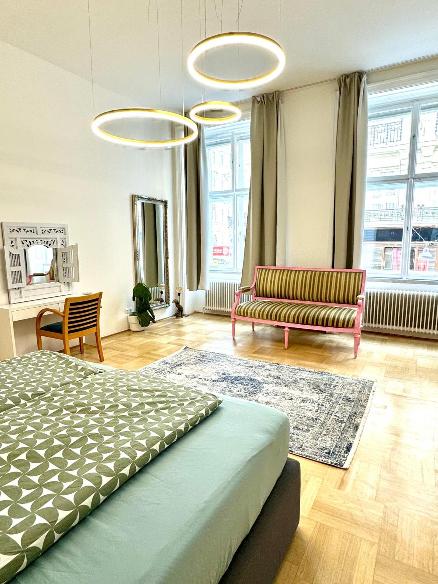 Opera Vienna Apartment 145 M2 Esterno foto
